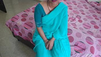Hot indian desi village bhabhi was full romance with devar and fucking hard in clear hindi audio